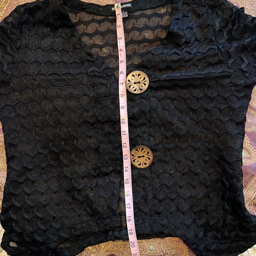 Nina Leonard Vintage Black Sheer Cardigan w/large wooden Buttons Size Large - Picture 15 of 15